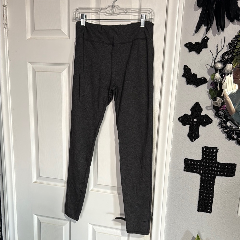 Kyodan gray leggings